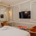 The Orange Haussmann Appartement