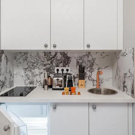 The Orange Haussmann Daire