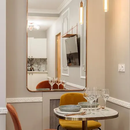 The Orange Haussmann Apartment