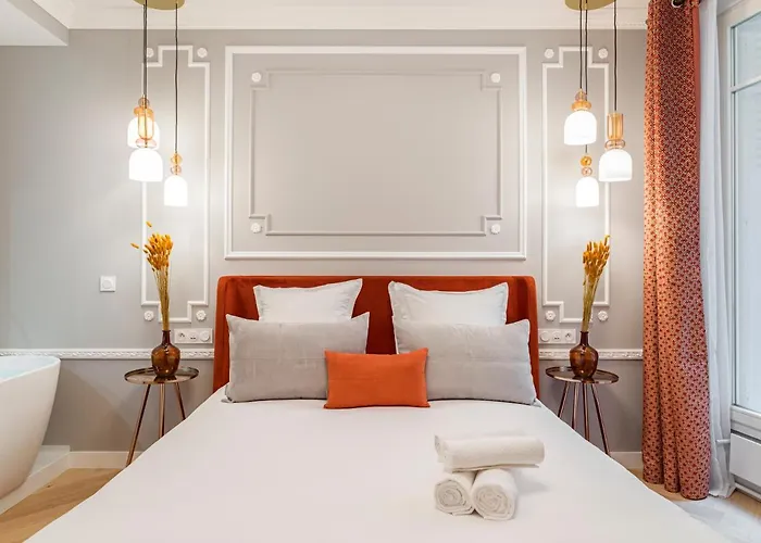 The Orange Haussmann アパート パリ